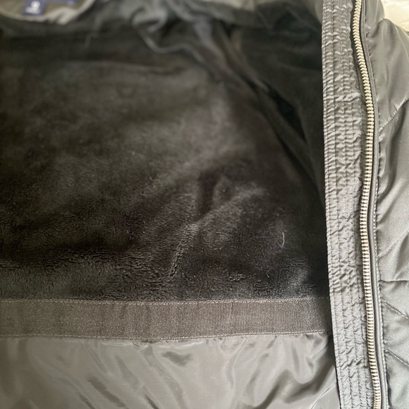 Lands' End Women's Black Puffer Coat with Fur Trim - Picture 5 of 6